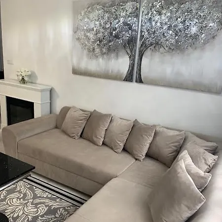 アパート Glamour ユラタ