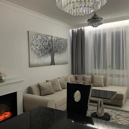 Glamour アパート ユラタ